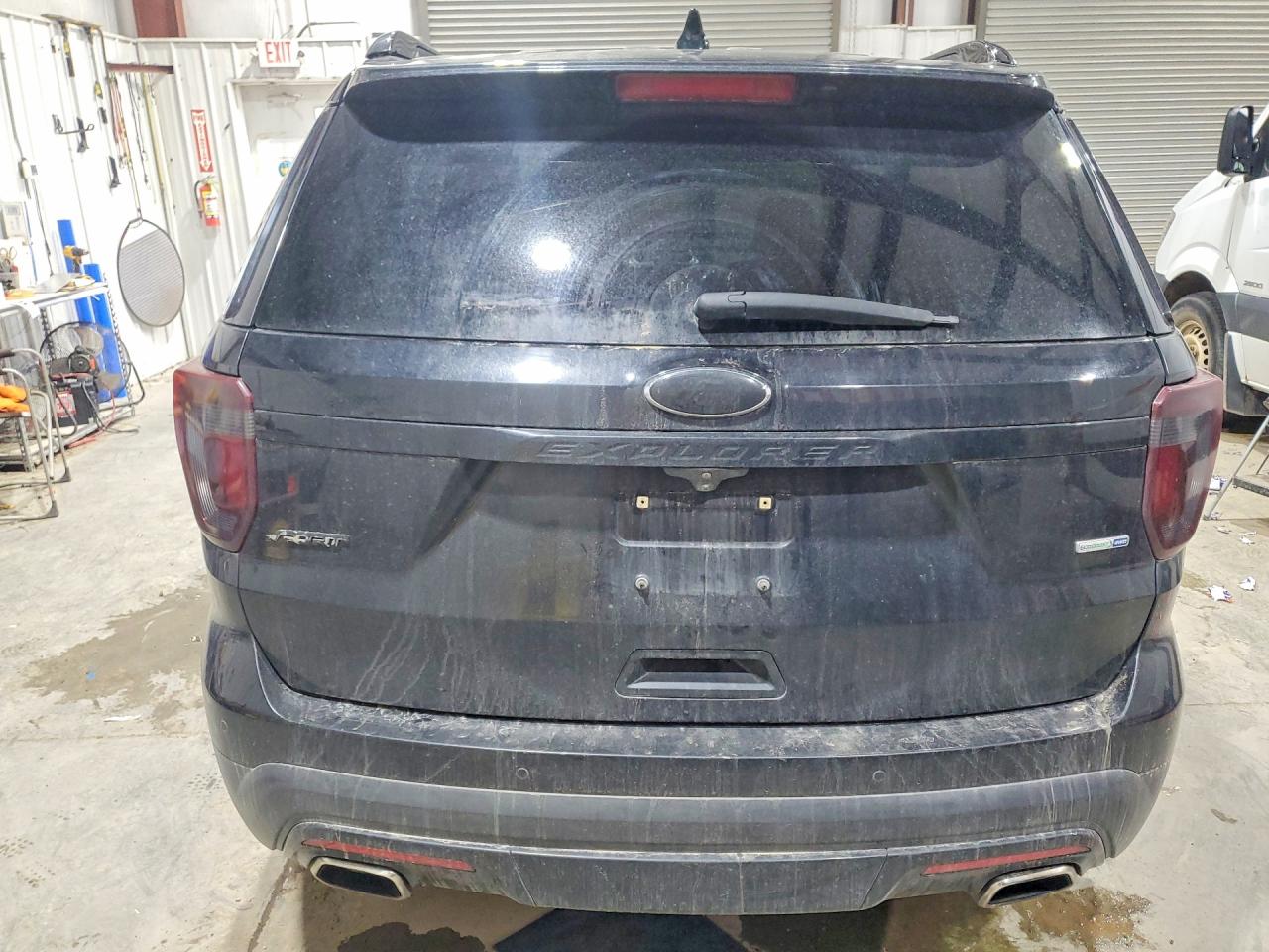 Ford Explorer Sport