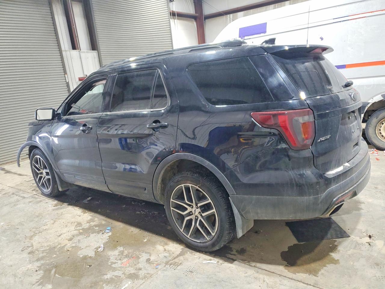 Ford Explorer Sport