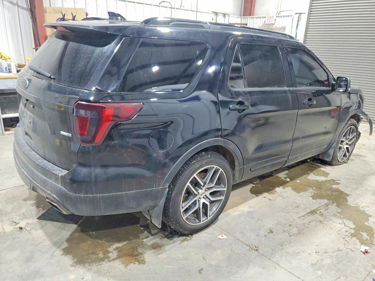 Ford Explorer Sport
