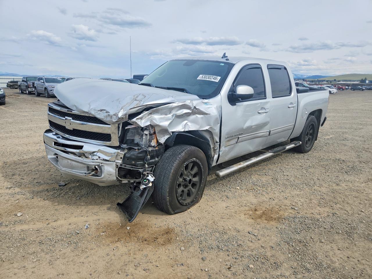 Salvage Chevrolet Silverado Image