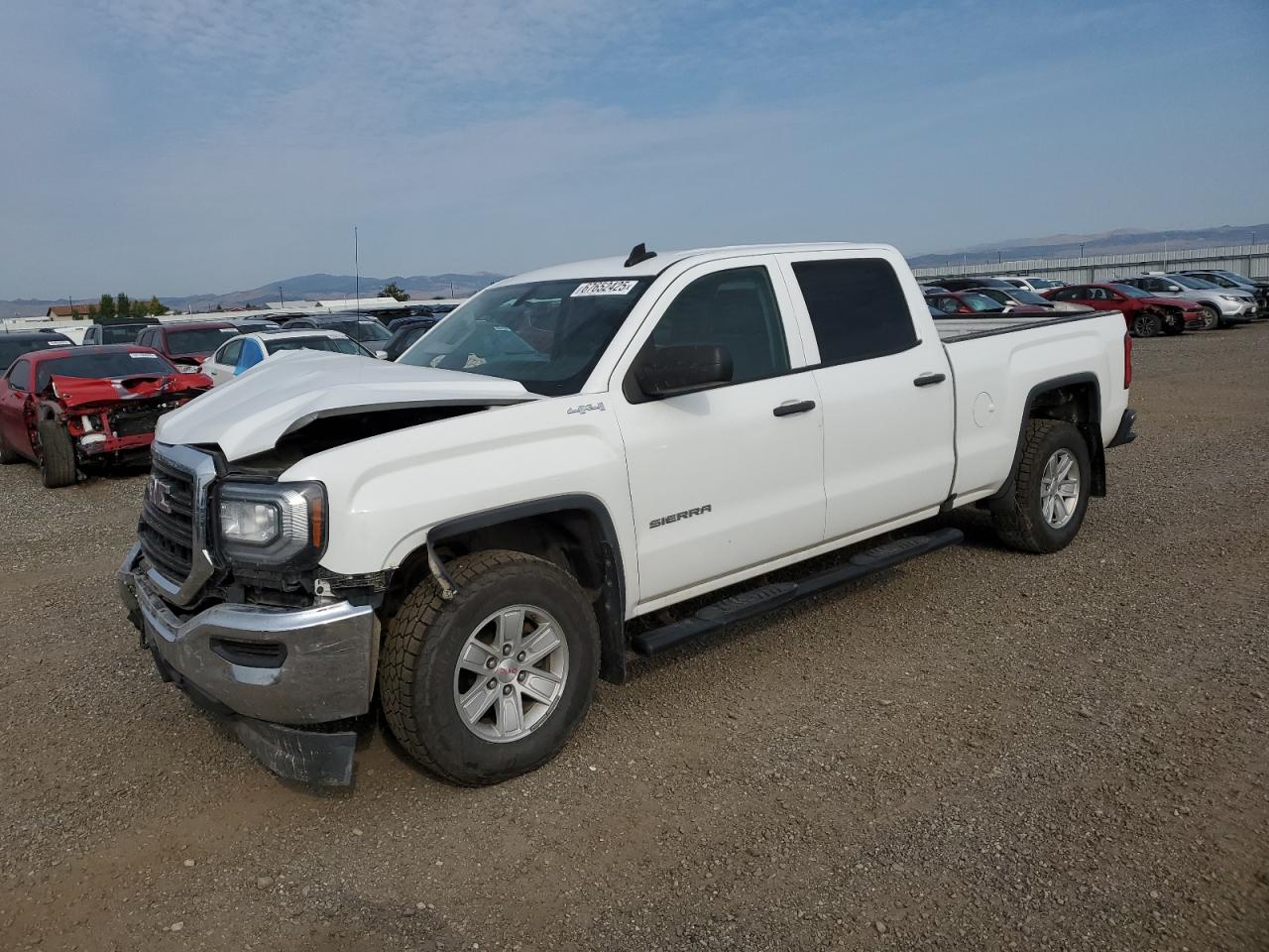 Salvage GMC Sierra Image