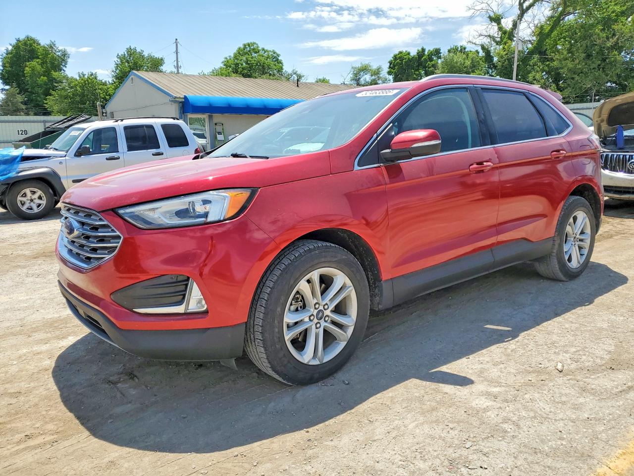 Salvage Ford Edge Image