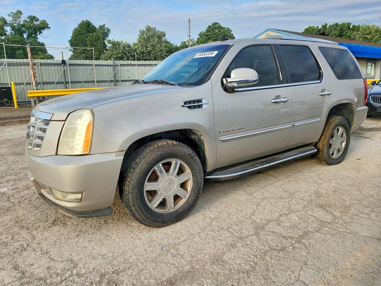 Salvage Cadillac Escalade Image