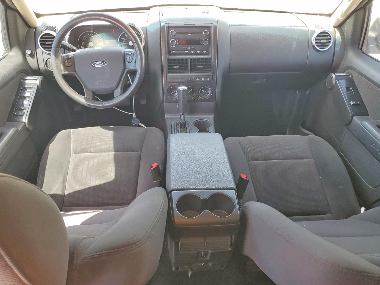 Ford Explorer Xlt