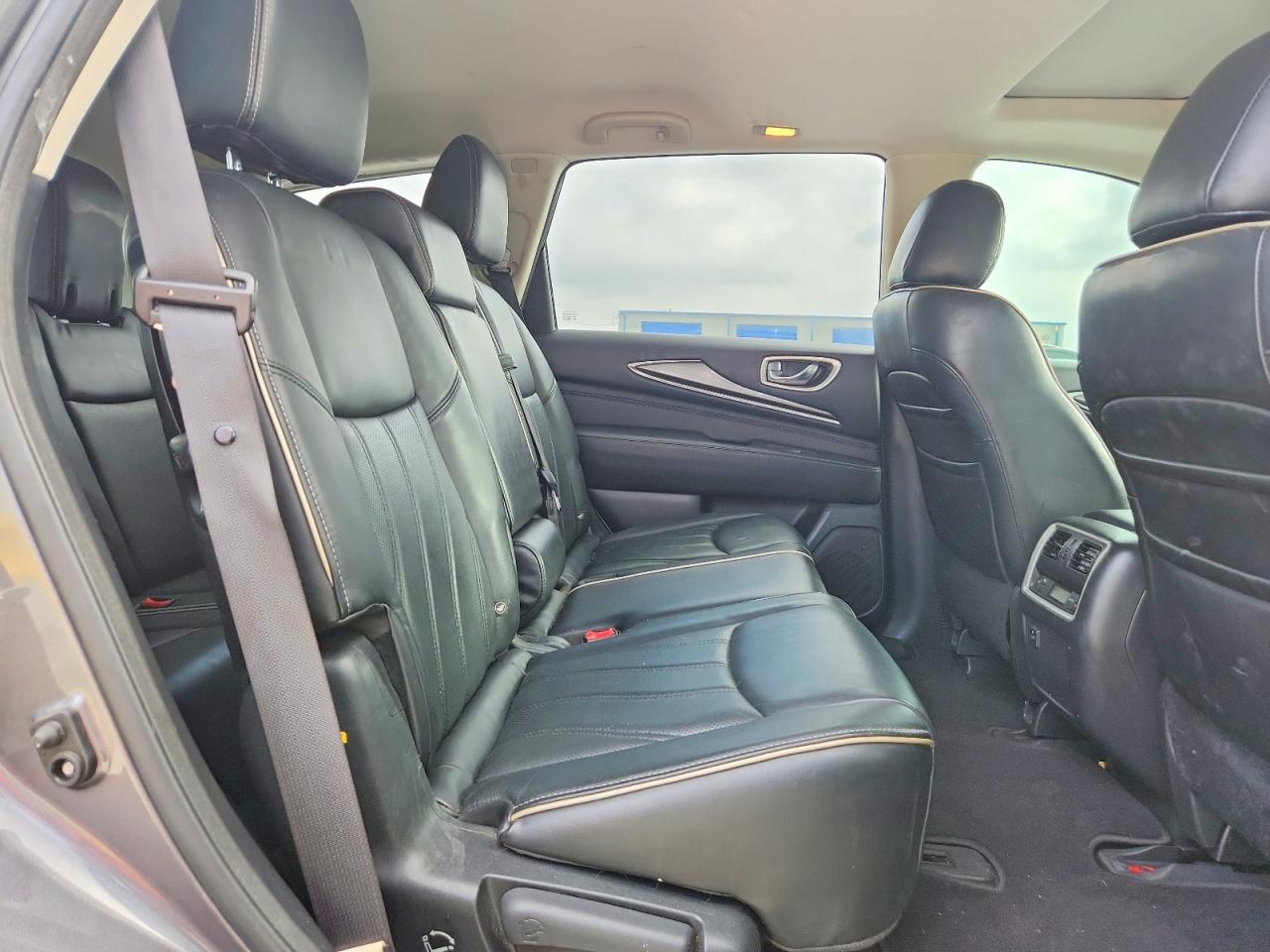 INFINITI Qx Base
