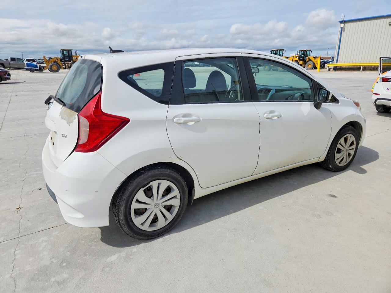 Nissan Versa Sv