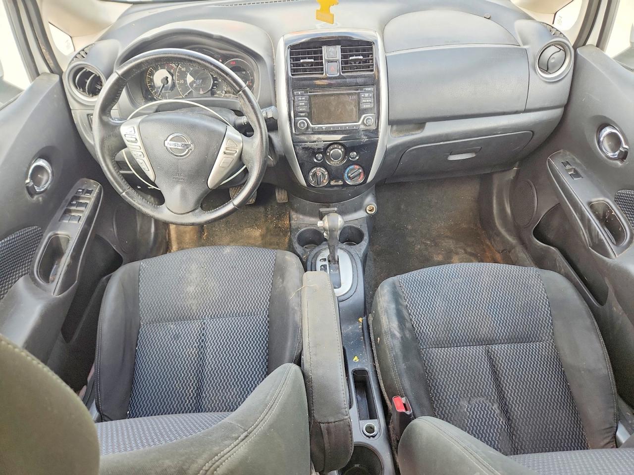 Nissan Versa Sv