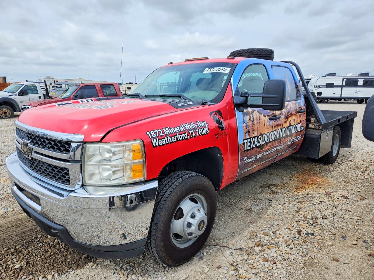 Salvage Chevrolet Silverado Image