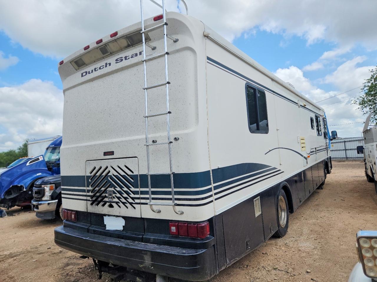 Frht Recreational Vehicle