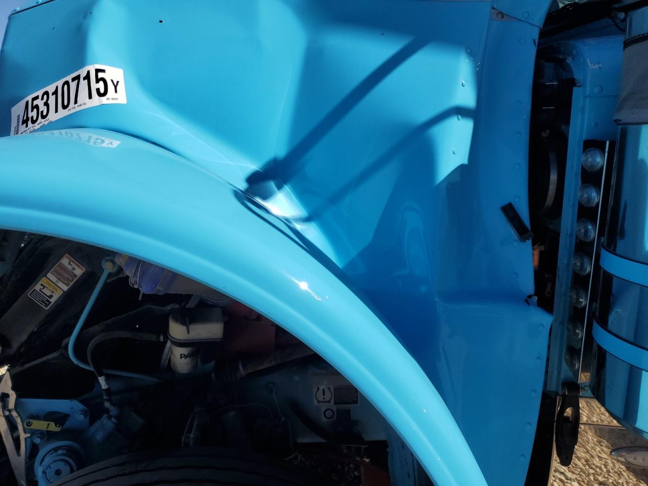 Peterbilt 389