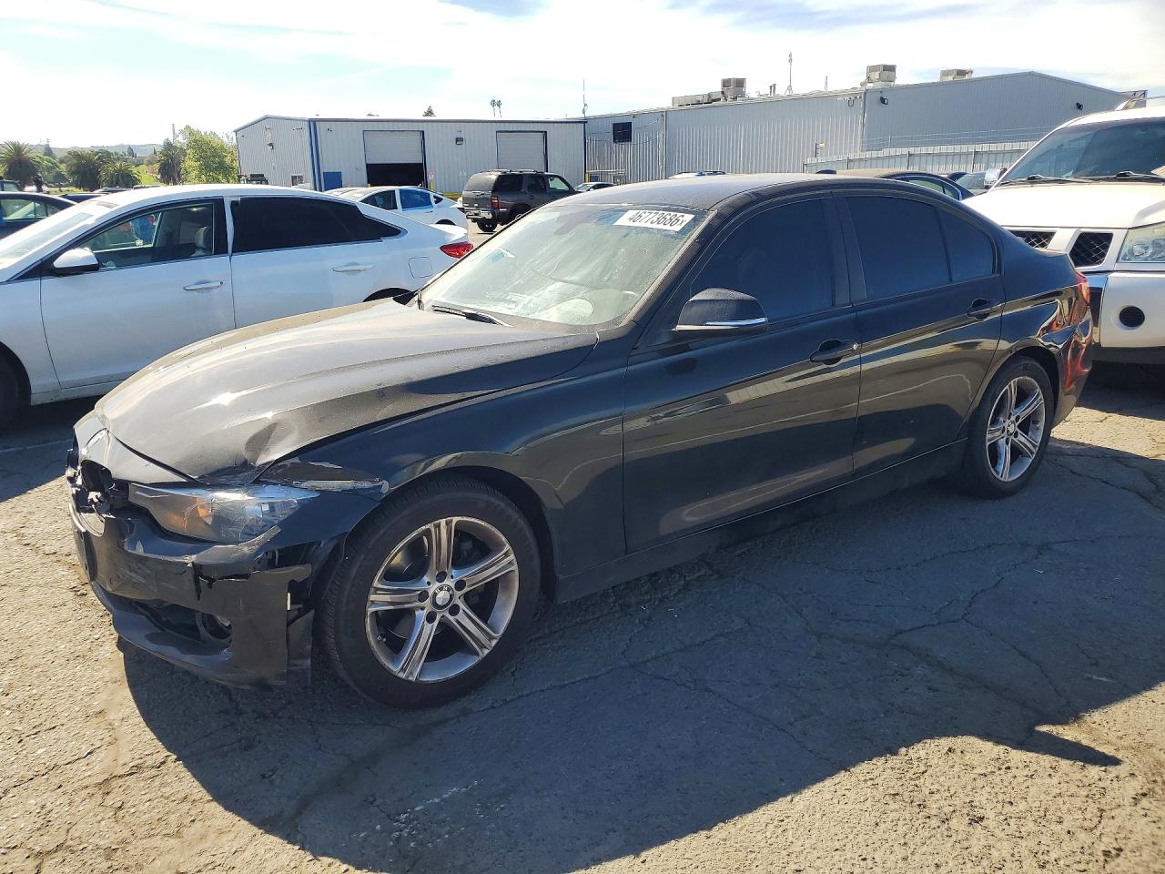 Salvage BMW 3 Series Image