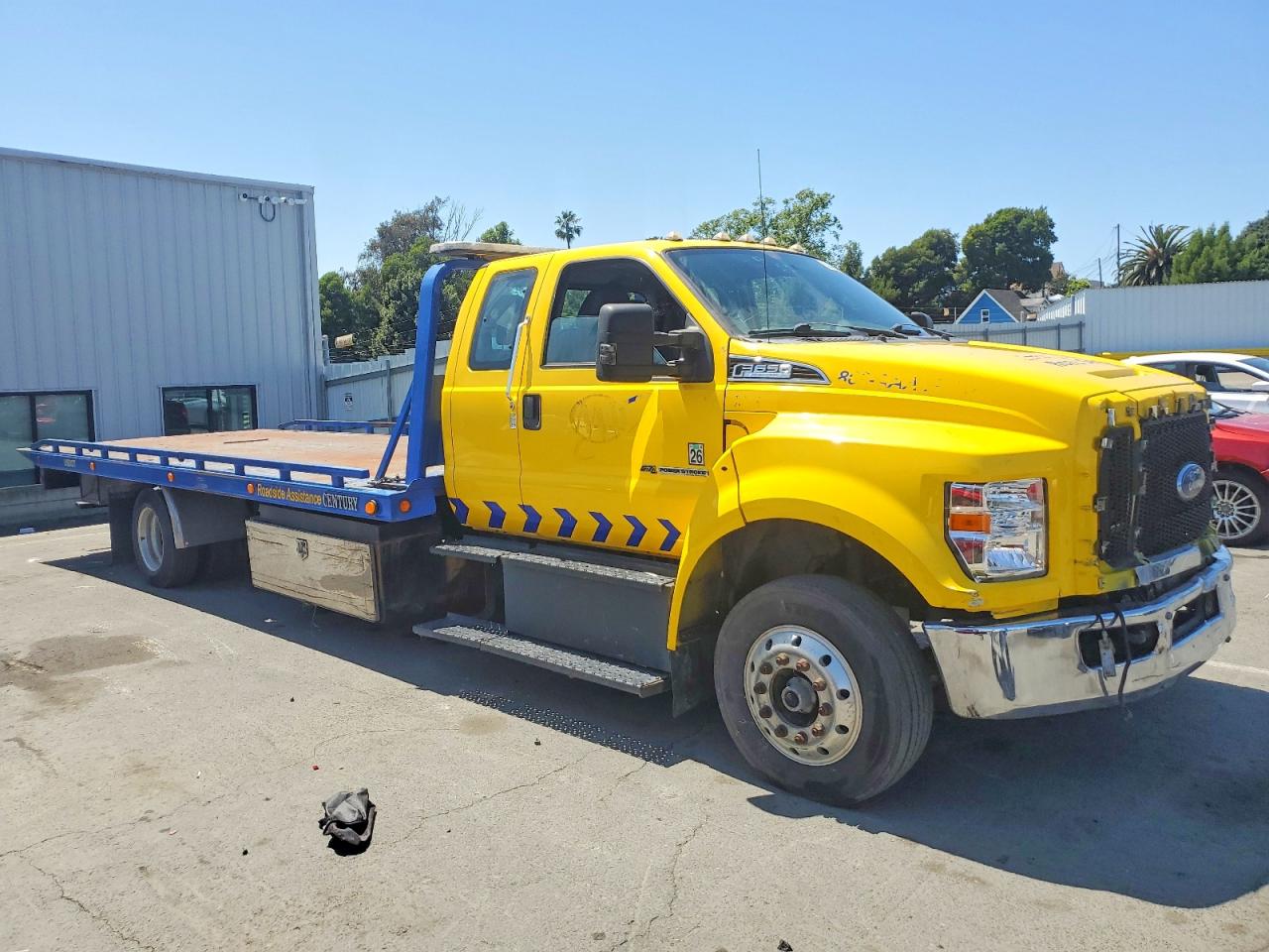 Salvage Ford F-650 Image