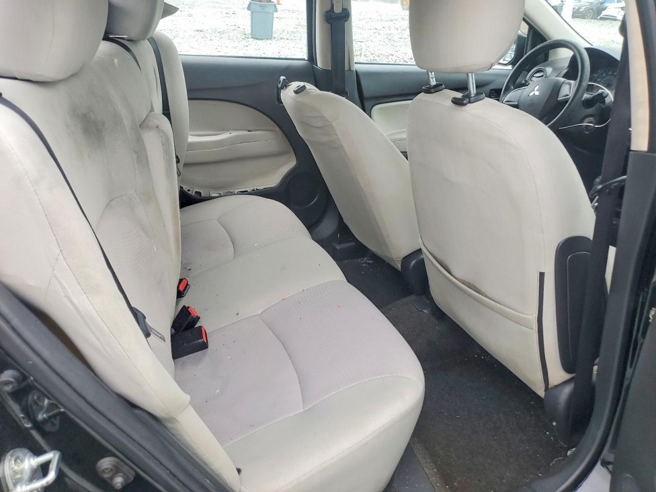 Mitsubishi Mirage G4 Es
