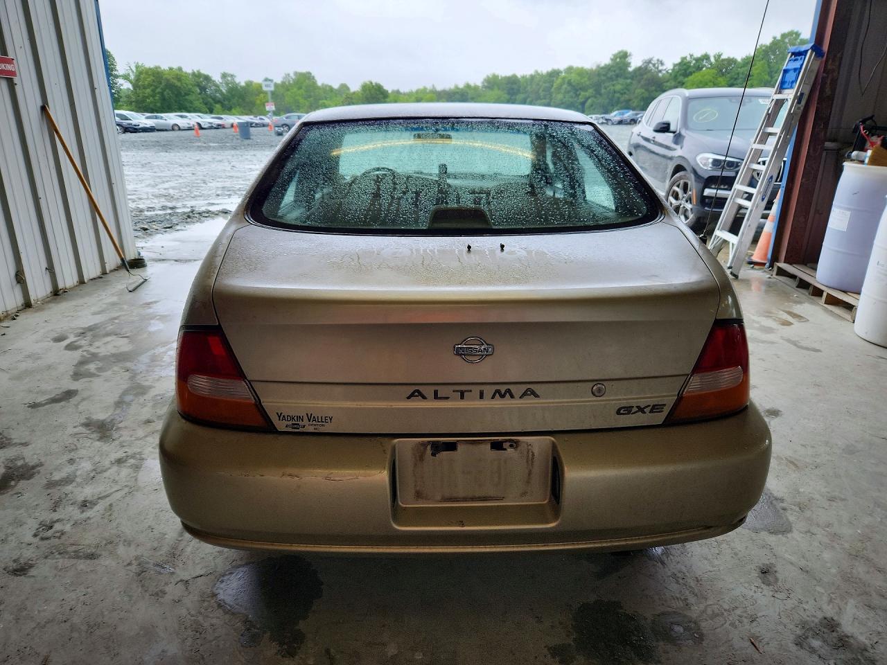 Nissan Altima Xe