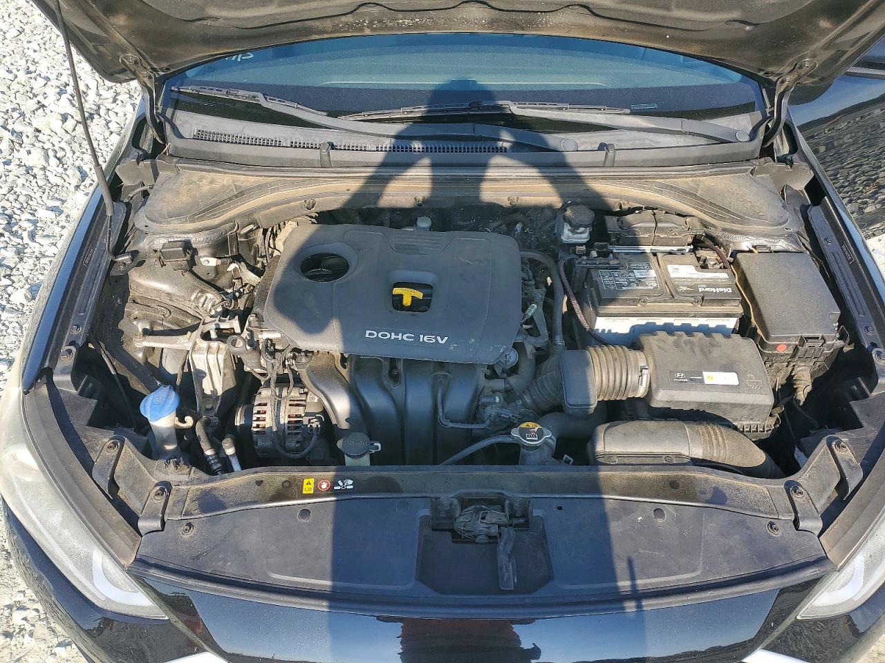 Hyundai ELANTRA Sel