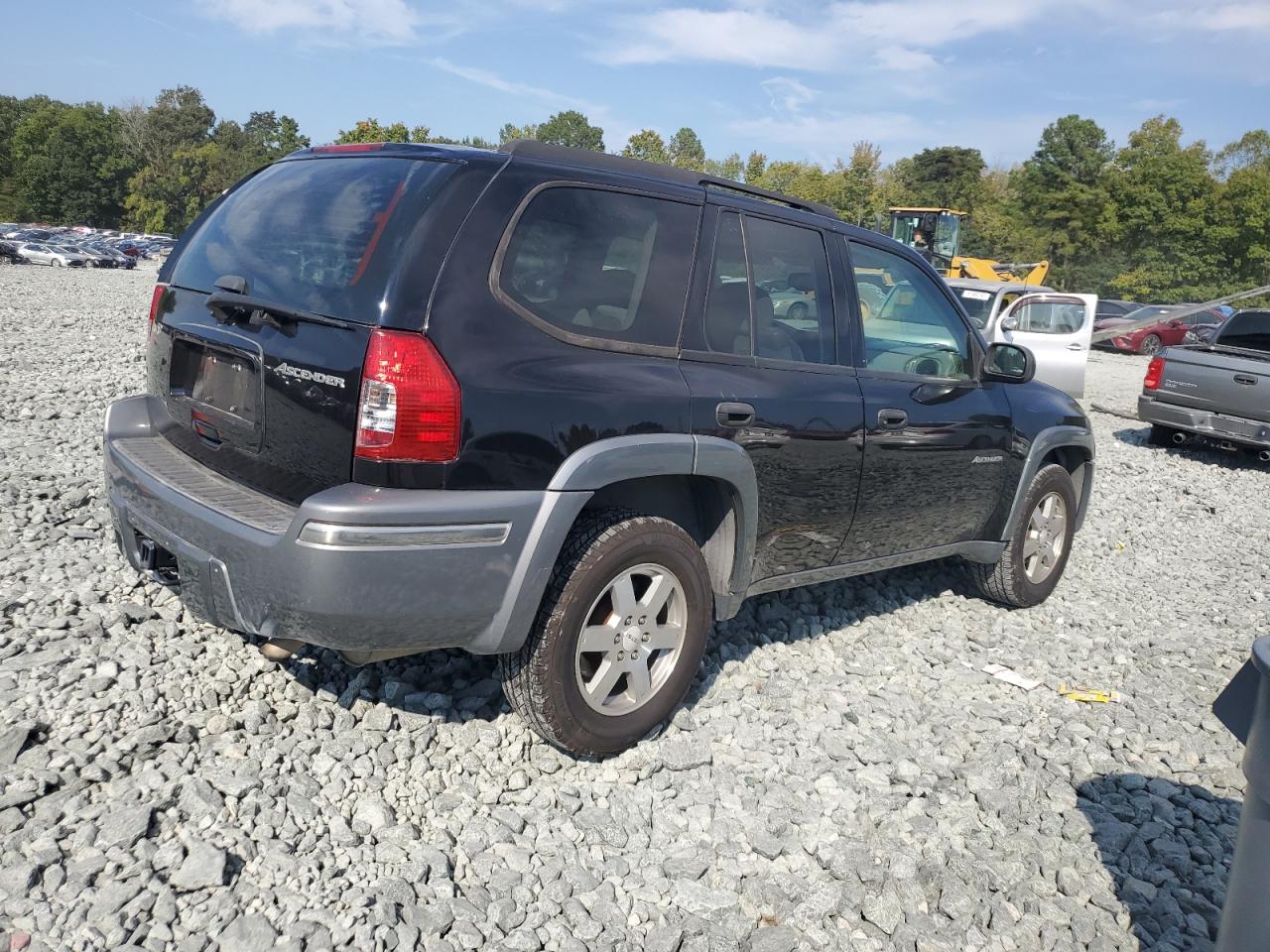 Isuzu Ascender S