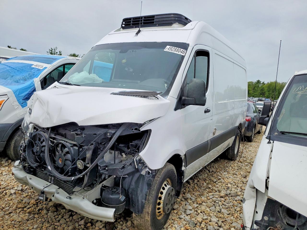 Salvage Mercedes-Benz Sprinter Image