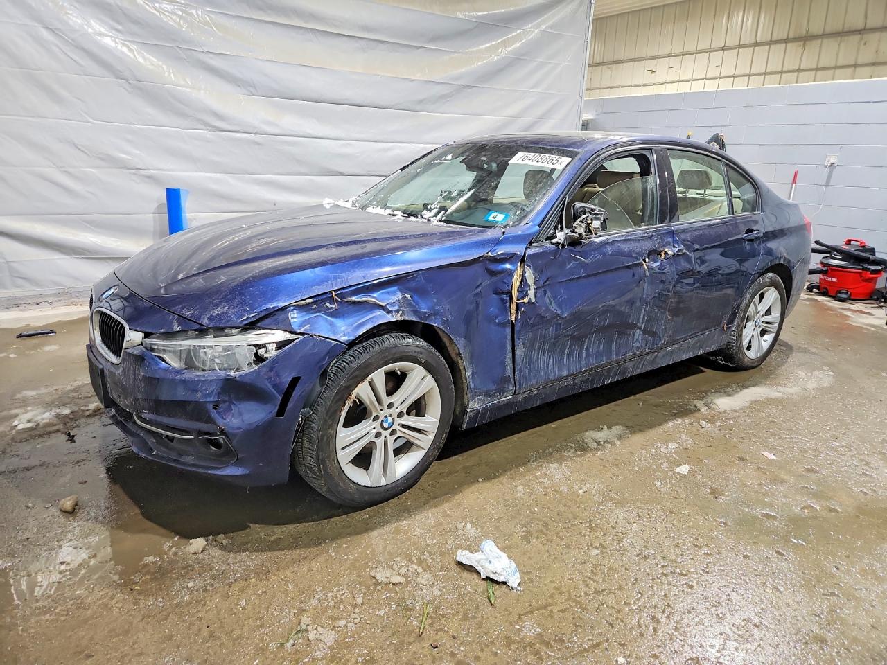 Salvage BMW 3 Series Image