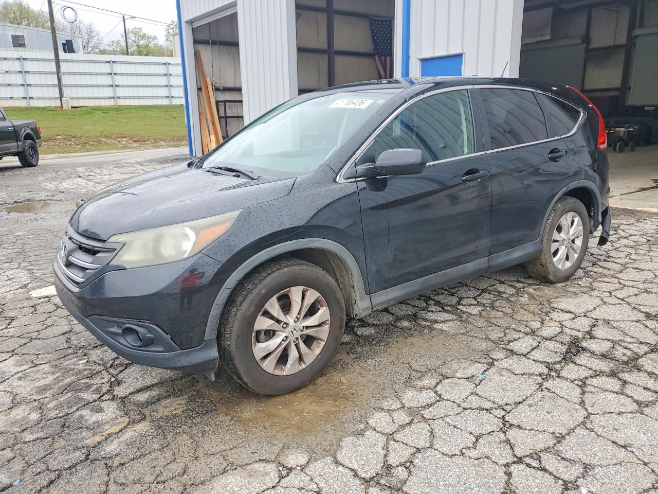 Salvage Honda Crv Image