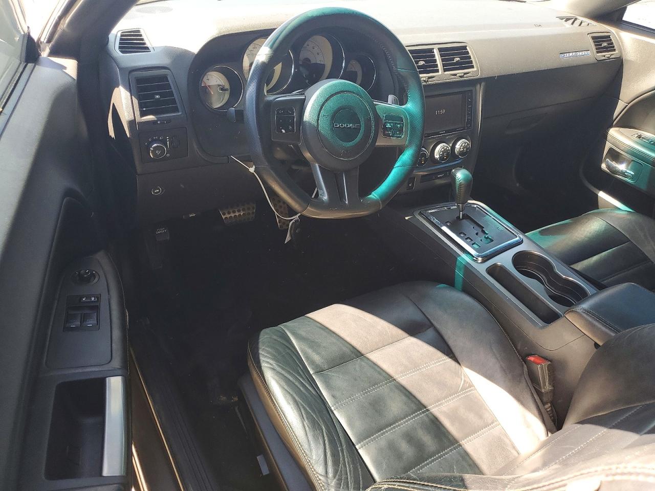 Dodge Challenger Sxt