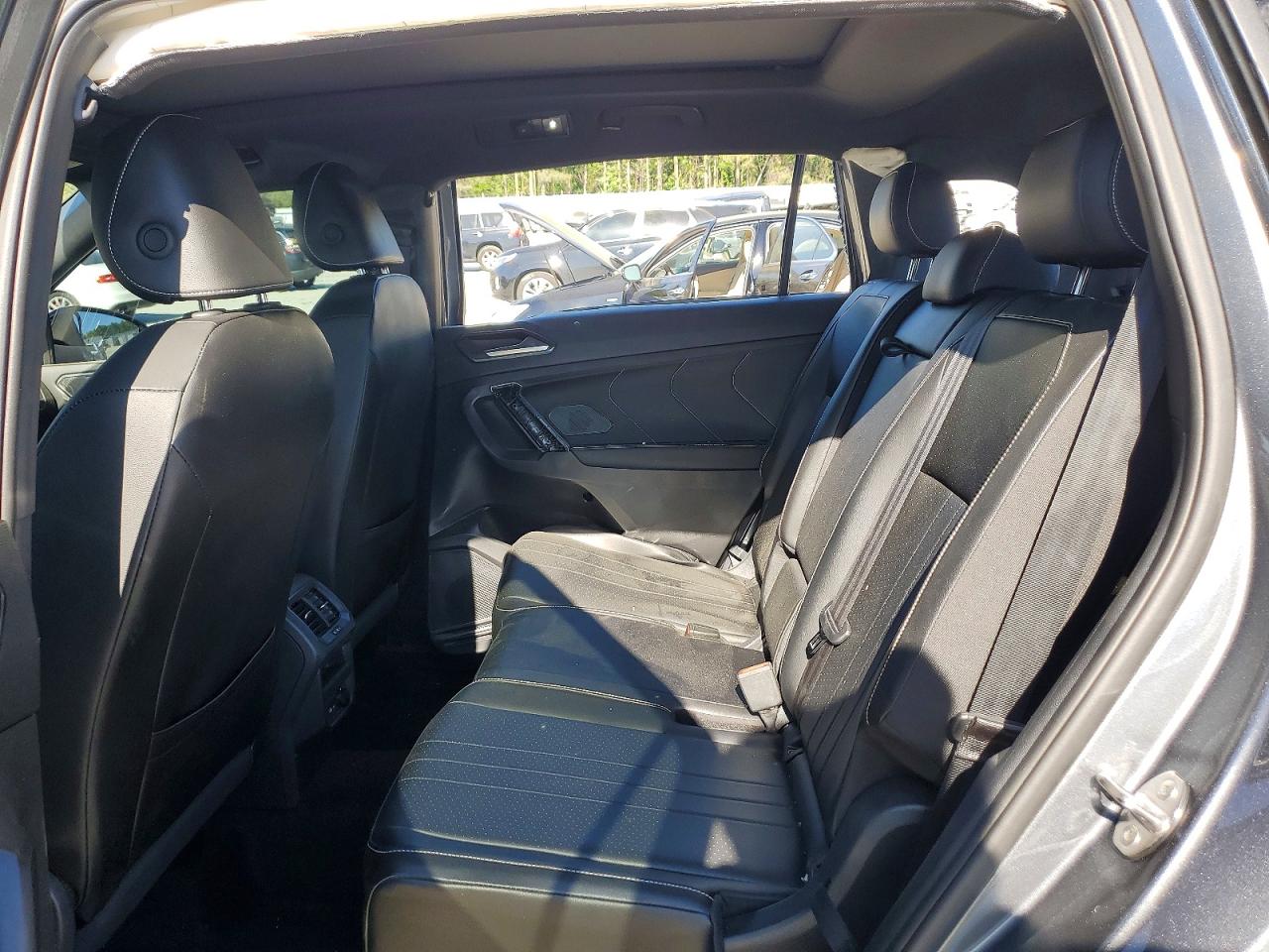 Volkswagen Tiguan Se R-line Black