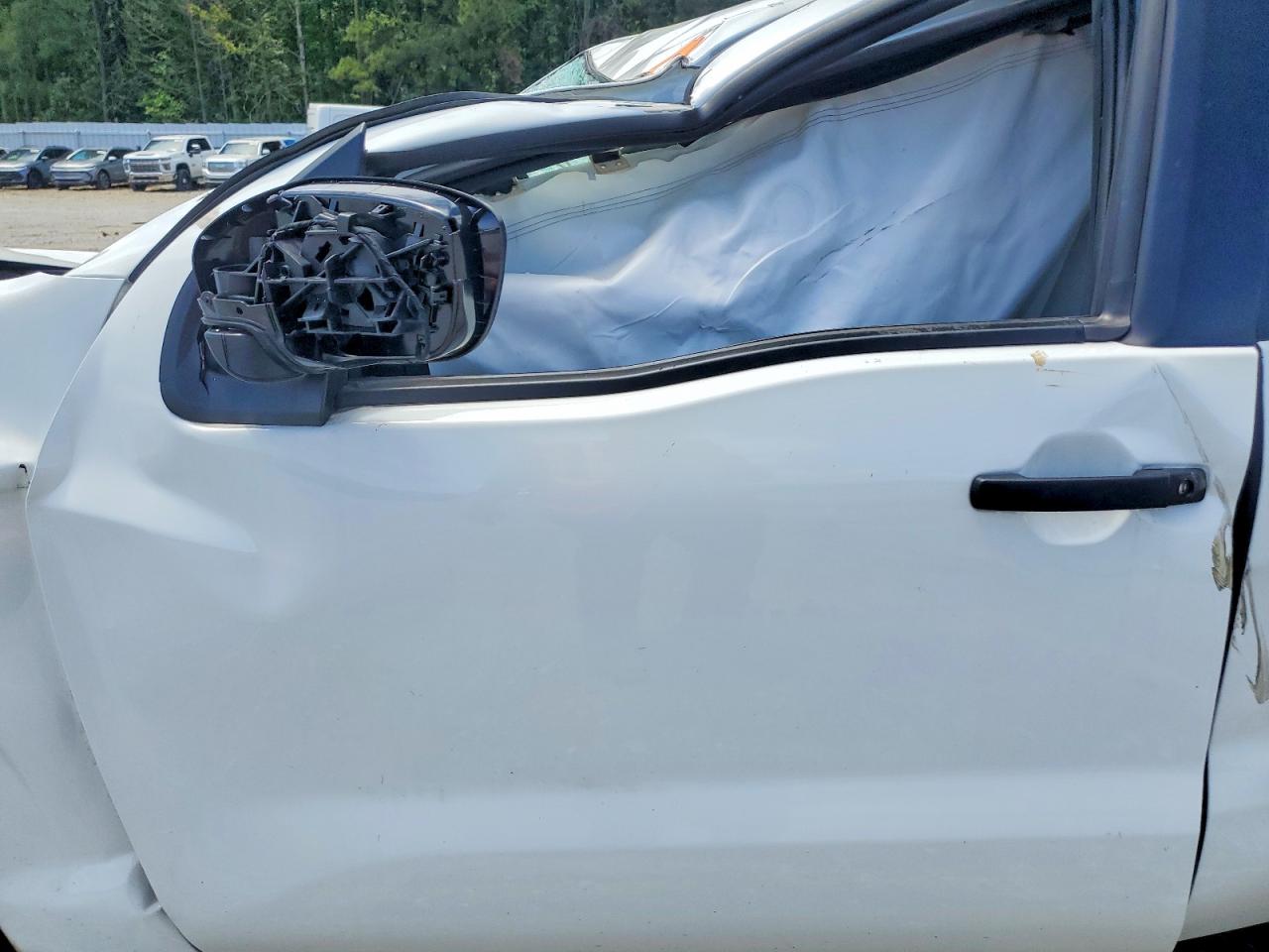 Nissan Frontier S