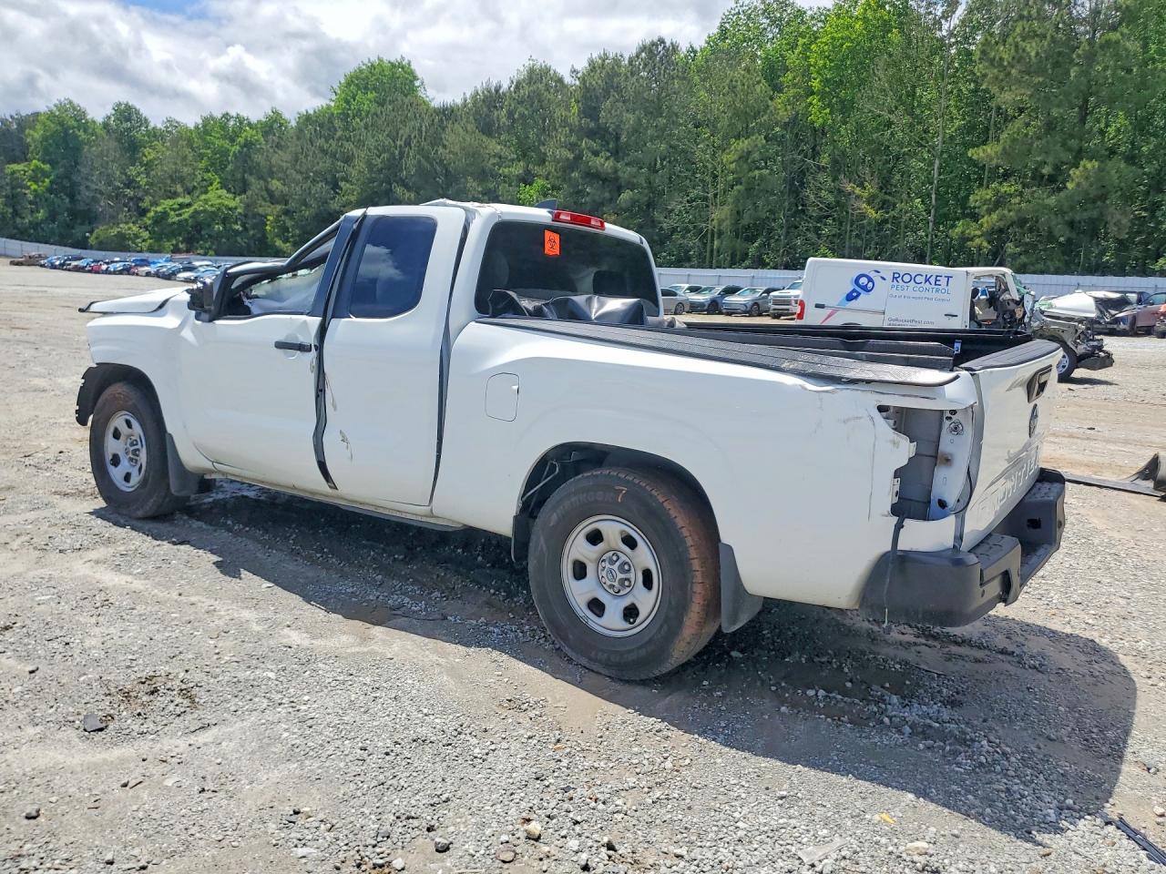 Nissan Frontier S