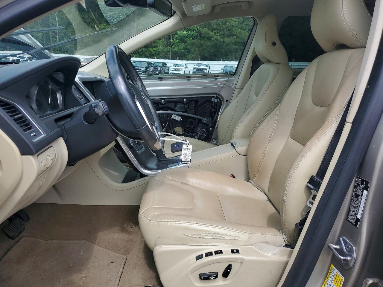 Volvo XC60 T5 Premier+