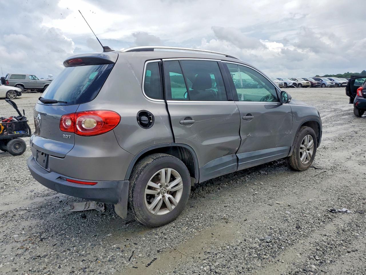 Volkswagen Tiguan S