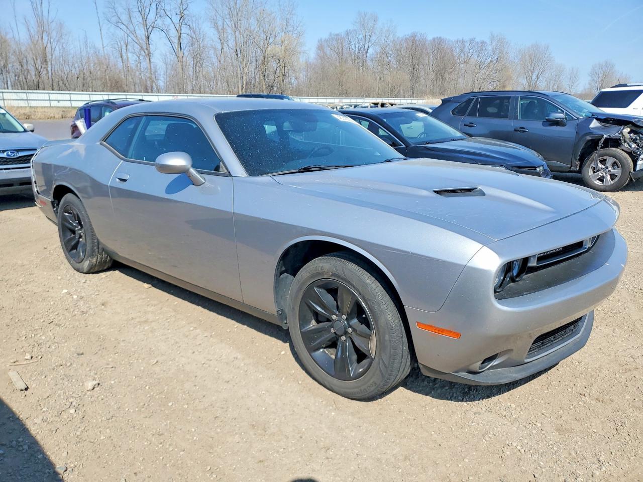 Dodge Challenger Sxt