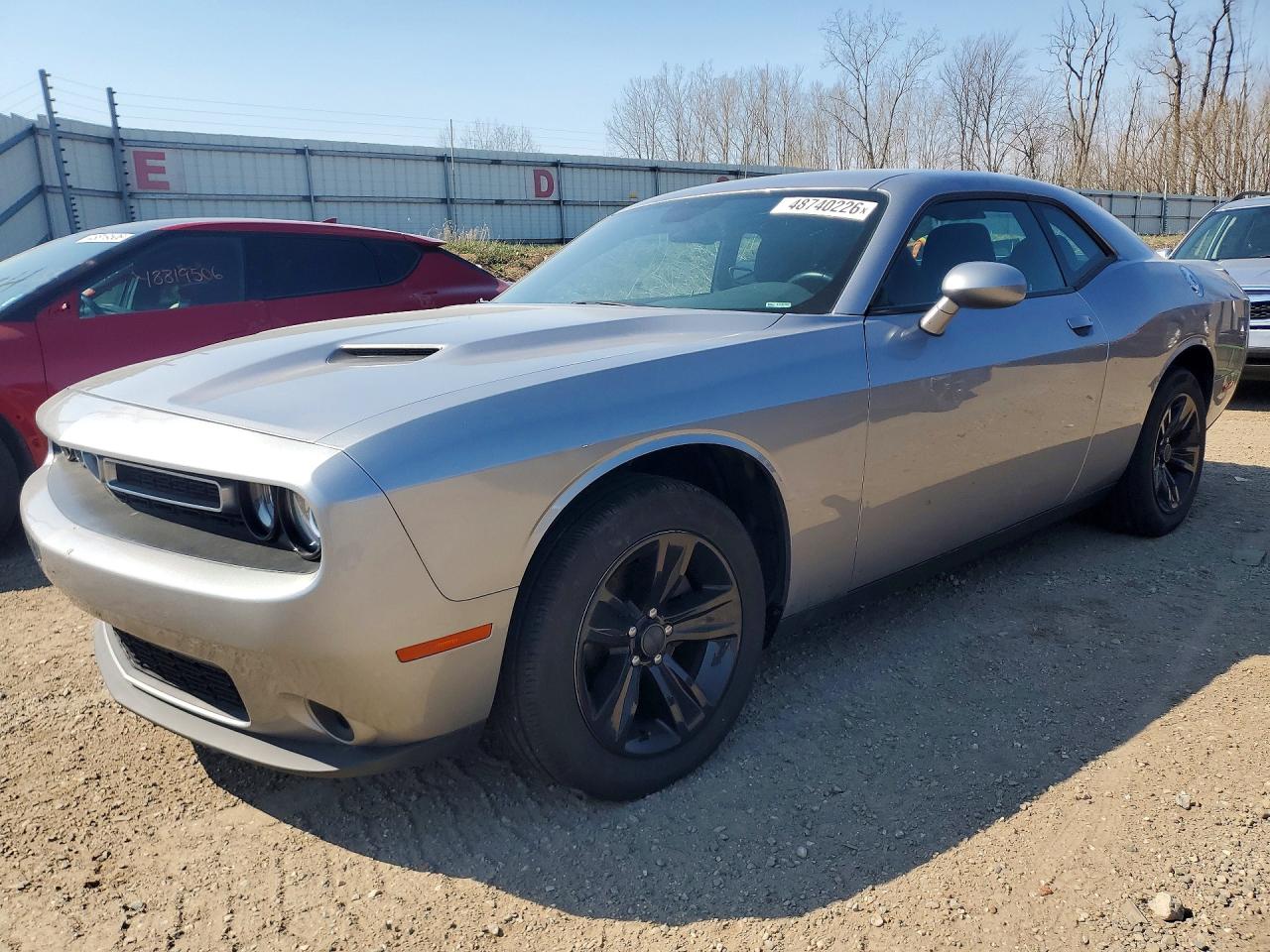 Salvage Dodge Challenger Image