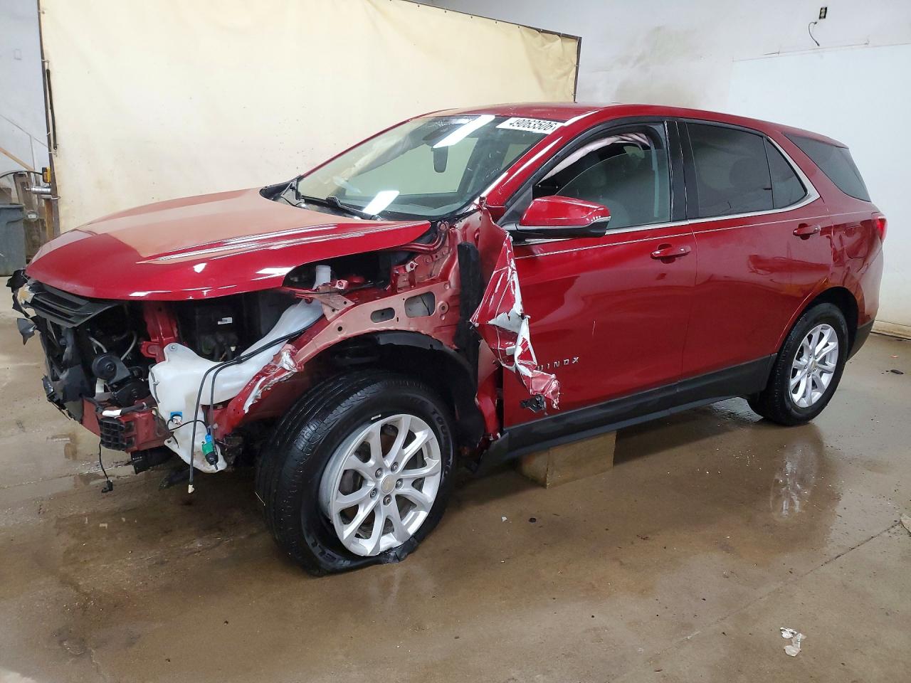 Salvage Chevrolet Equinox Image