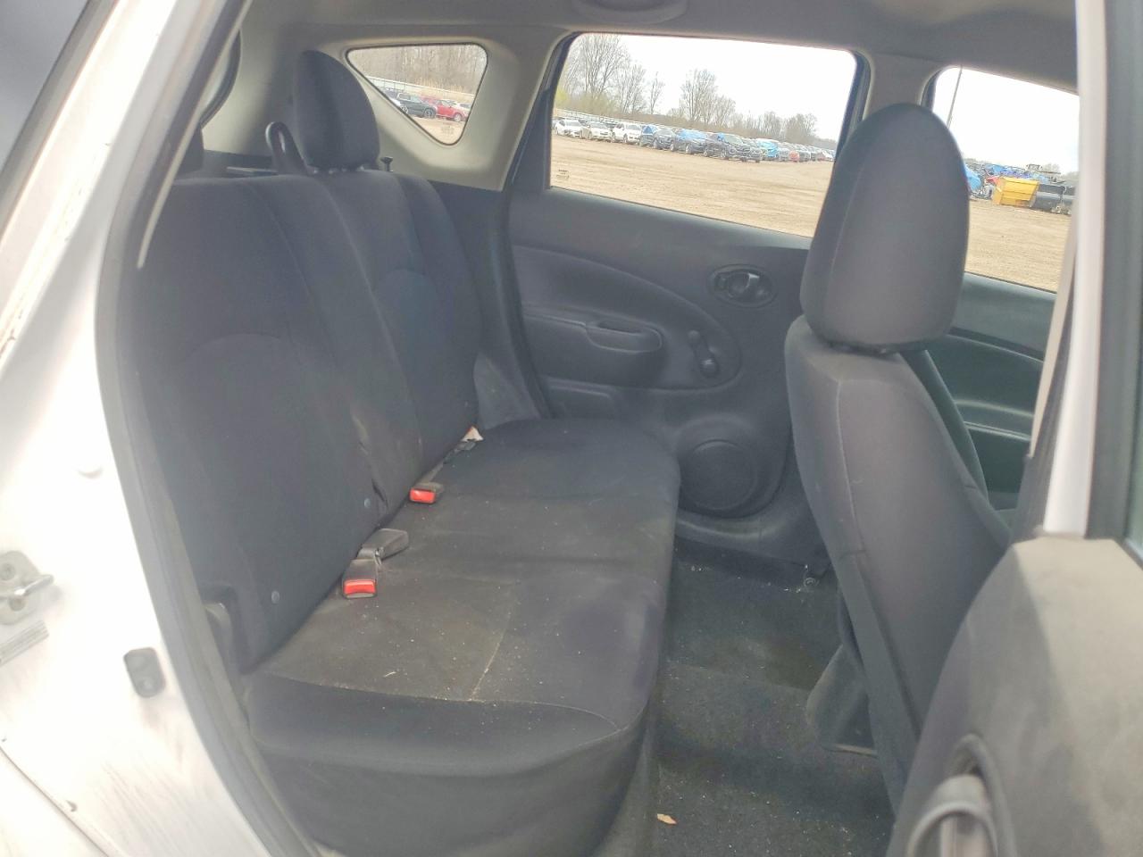 Nissan Versa S Plus
