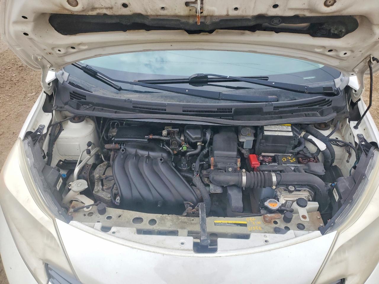 Nissan Versa S Plus