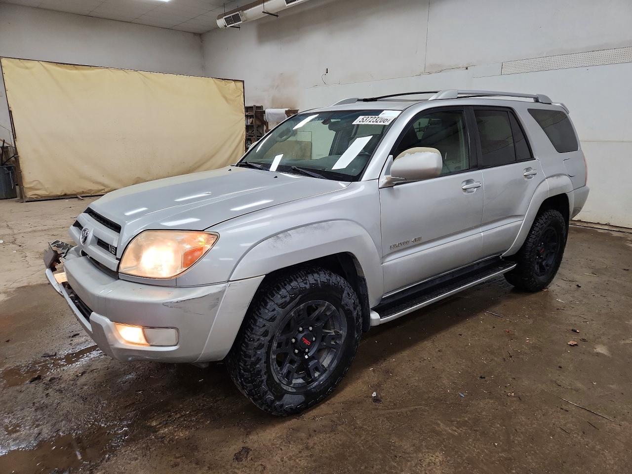 Salvage Toyota 4Runner Image