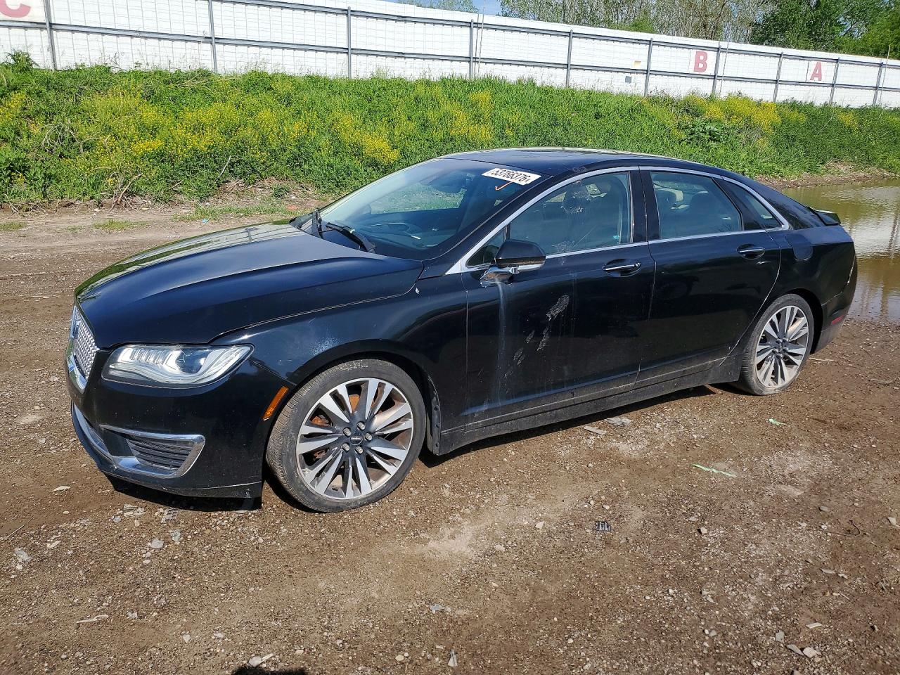Salvage Lincoln MKZ Image