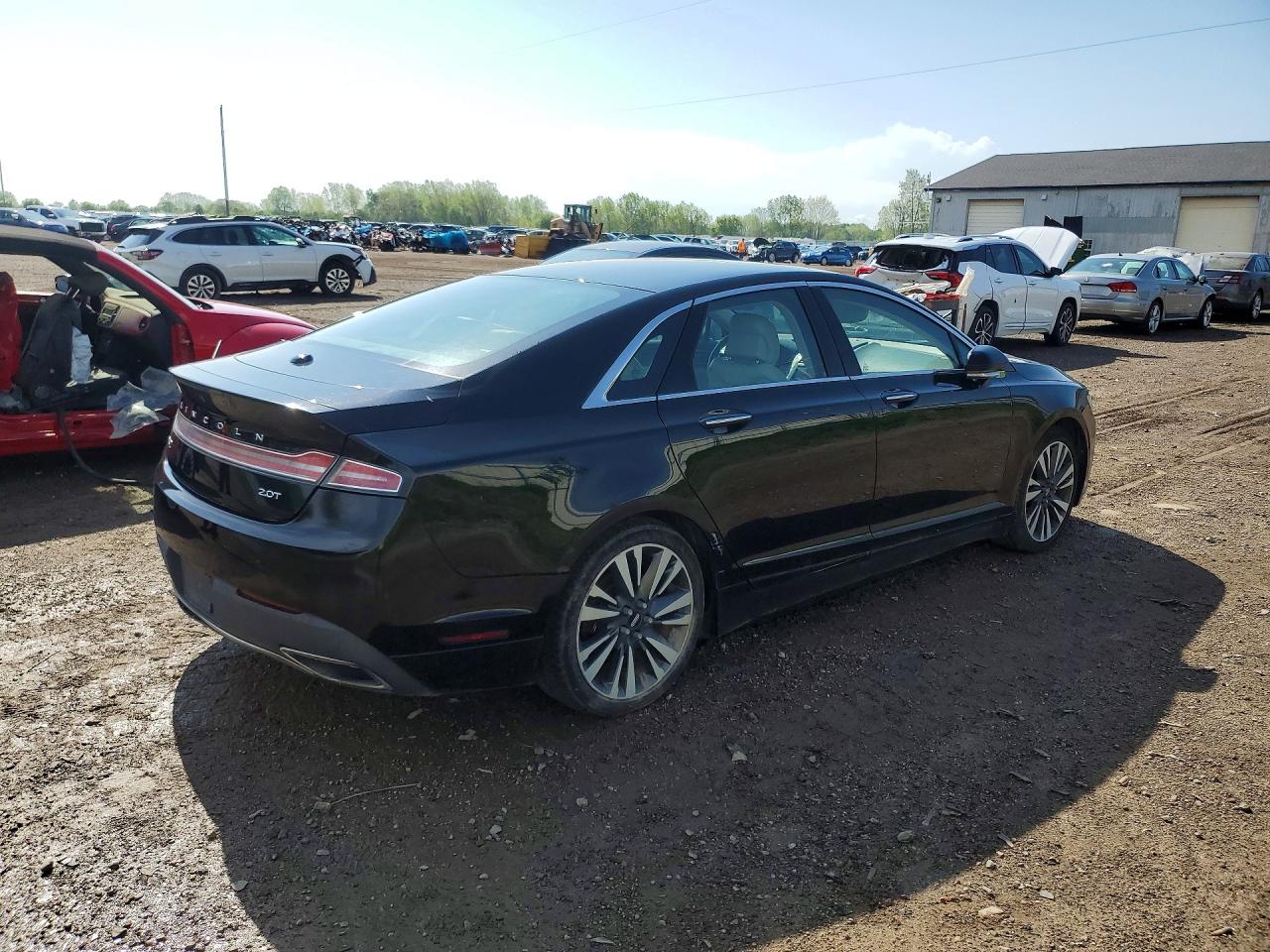 Lincoln MKZ Reserve