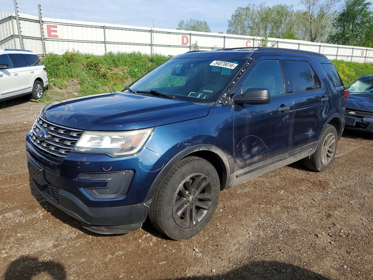 Salvage Ford Explorer Image