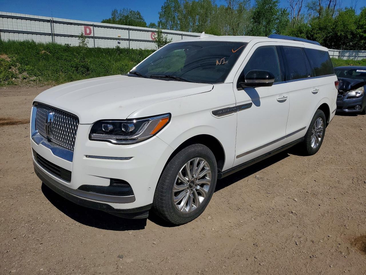 Salvage Lincoln Navigator Image
