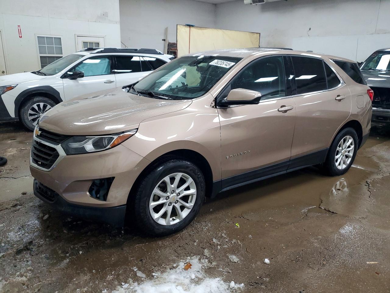 Salvage Chevrolet Equinox Image