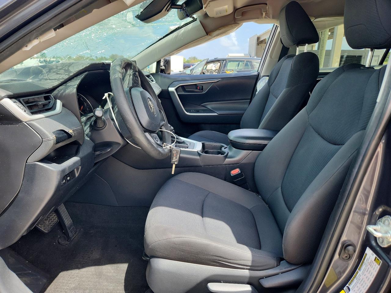 Toyota RAV4 Le