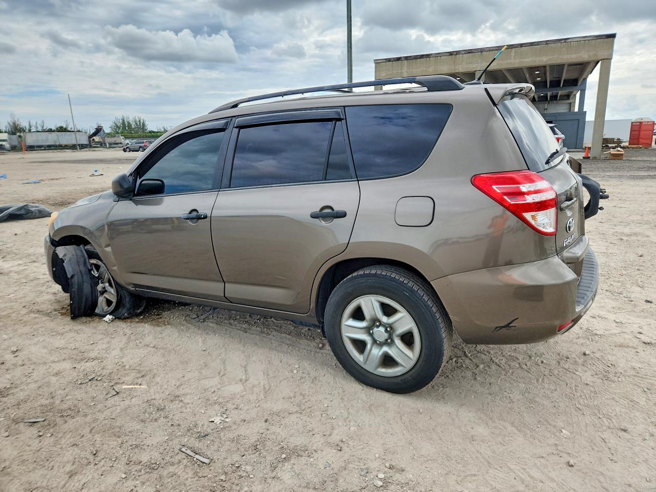 Toyota RAV4 Base