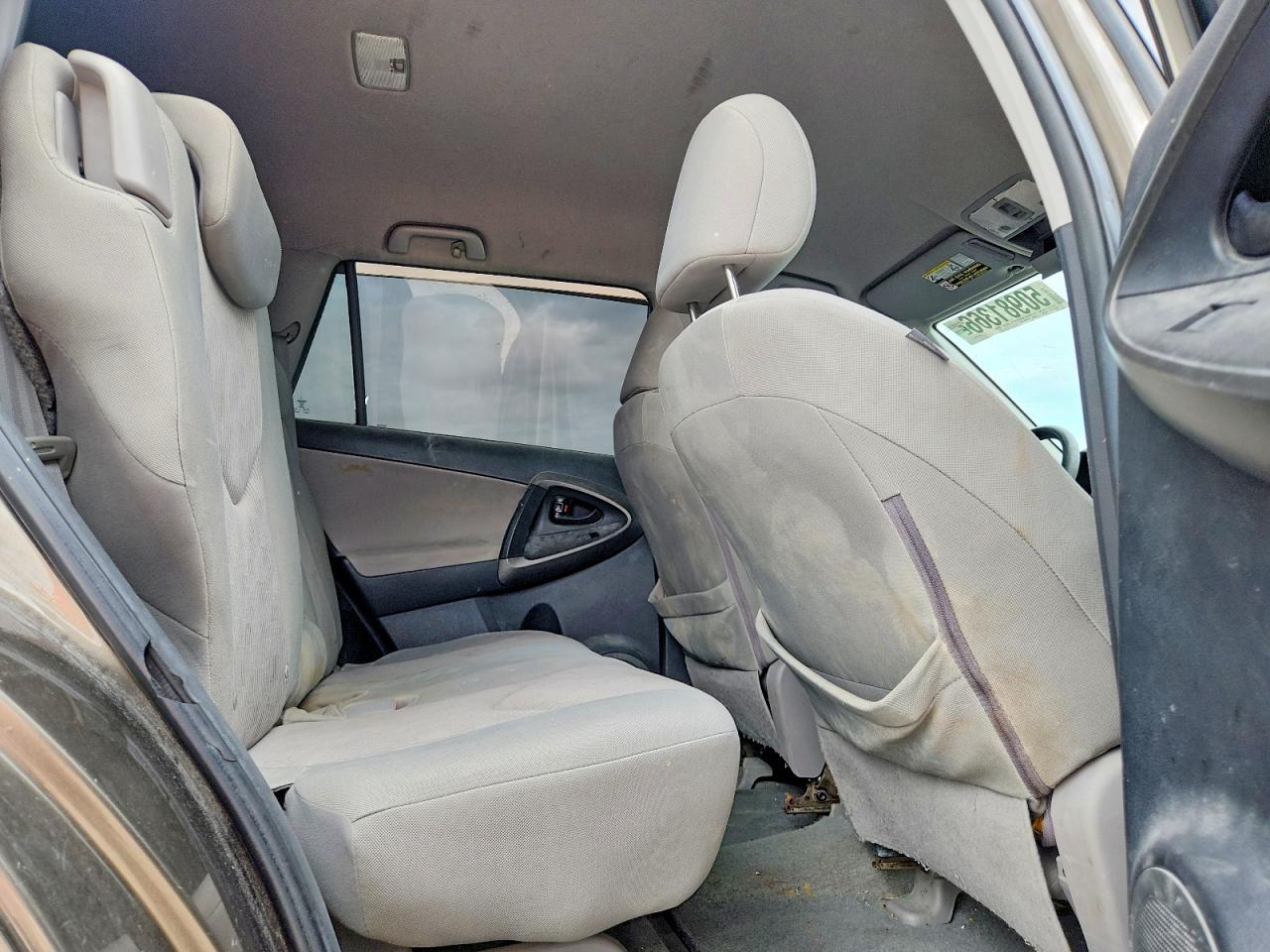 Toyota RAV4 Base