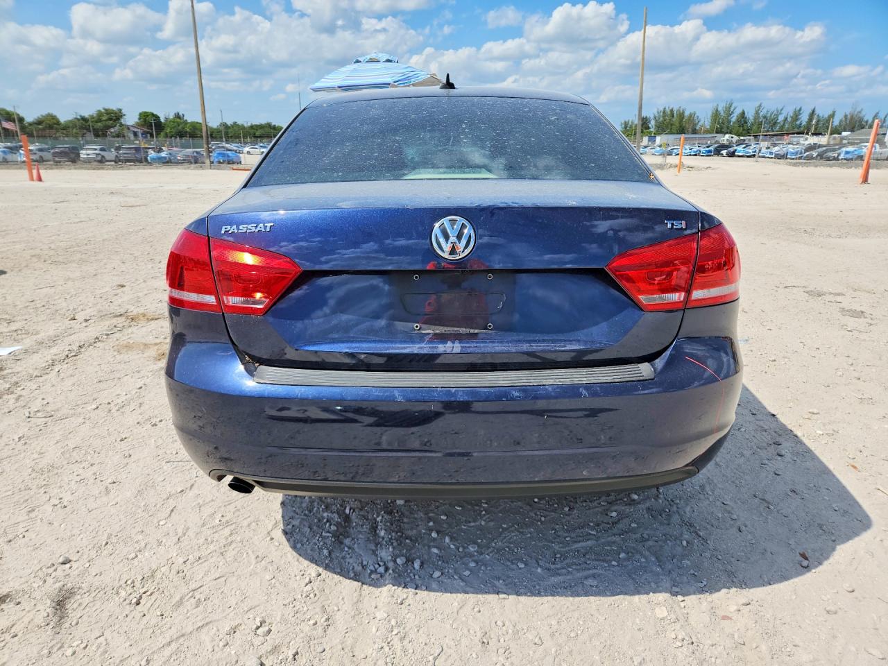 Volkswagen Passat S