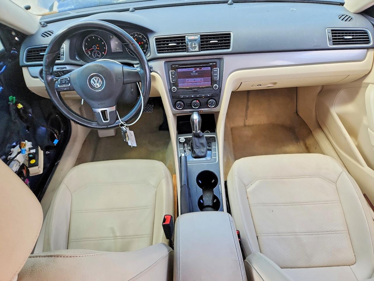 Volkswagen Passat S