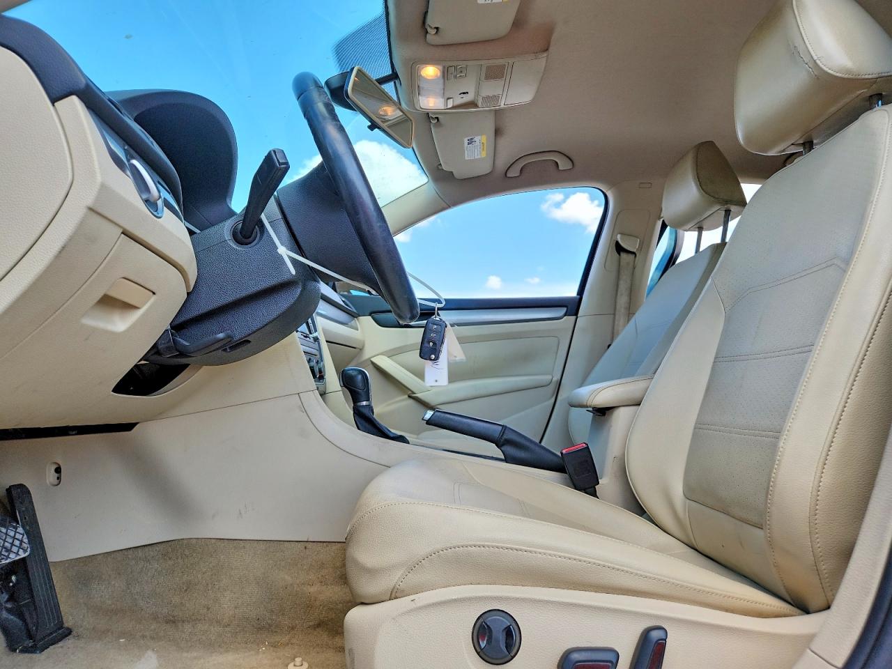 Volkswagen Passat S