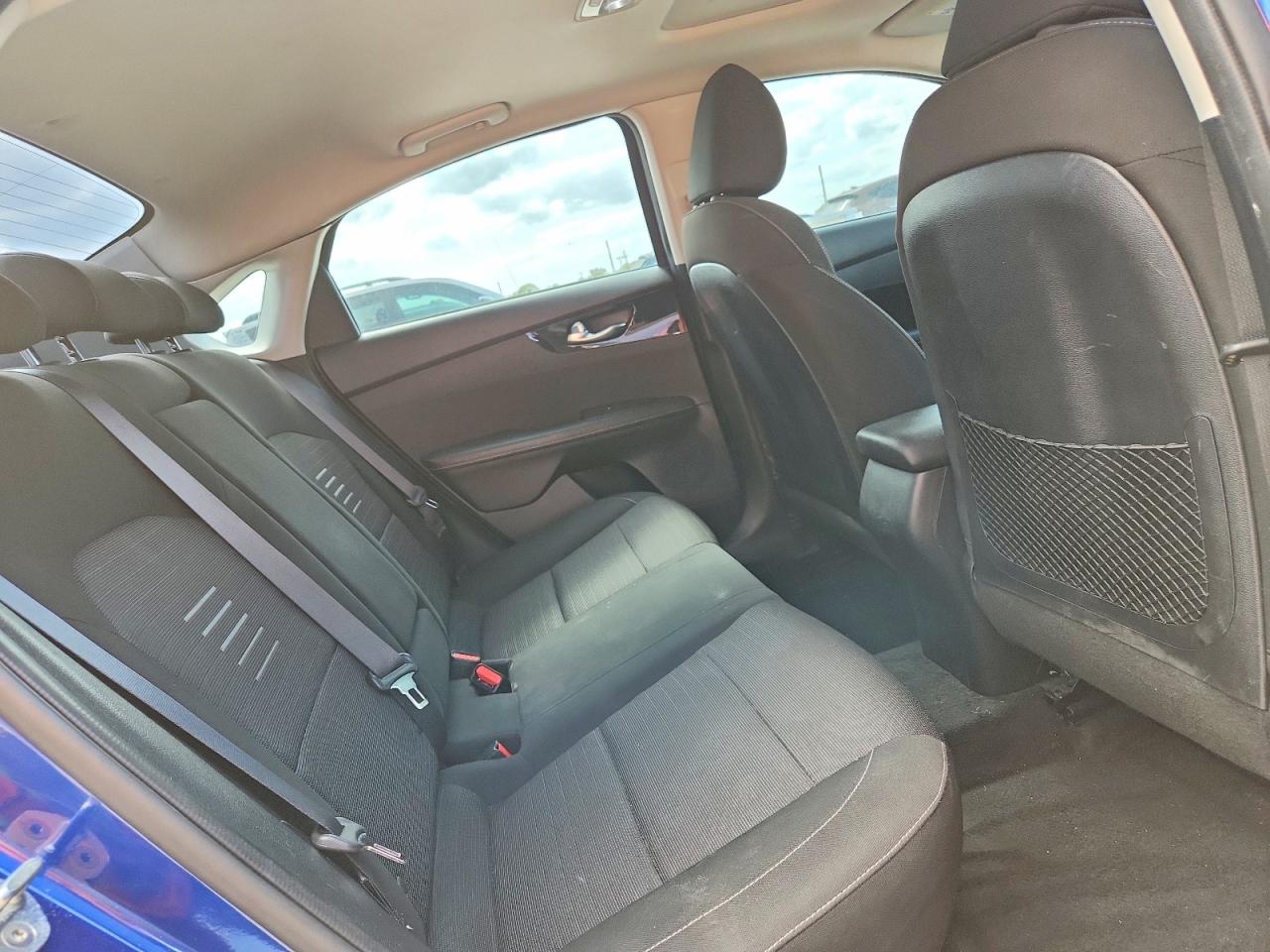 Kia Forte S