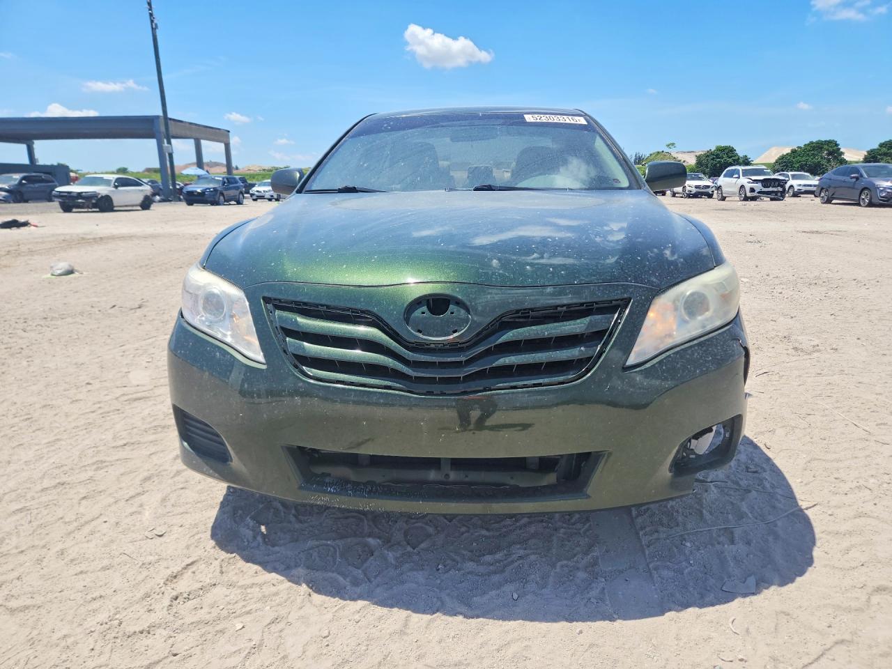 Toyota Camry Le