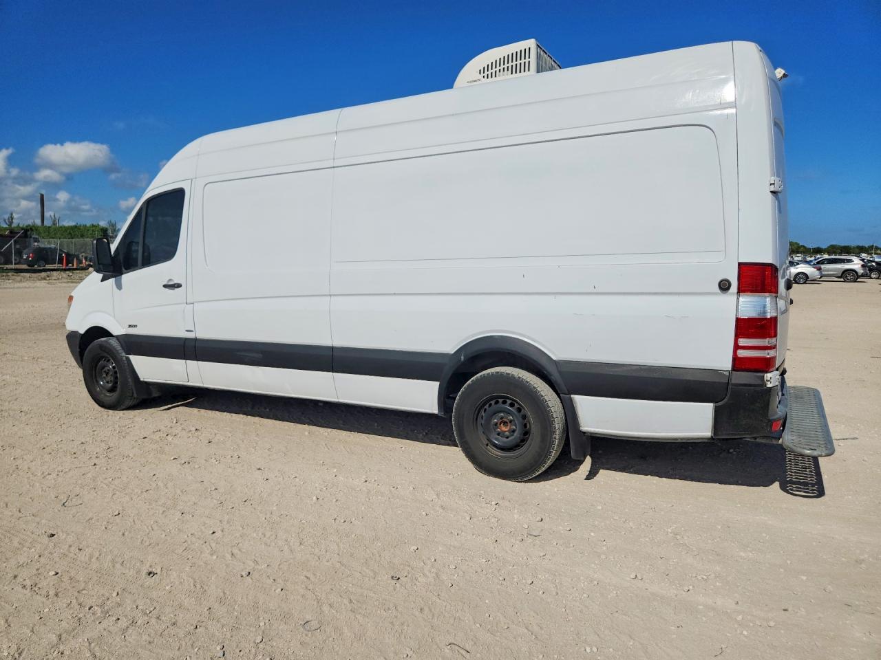 Mercedes-Benz Sprinter 2500