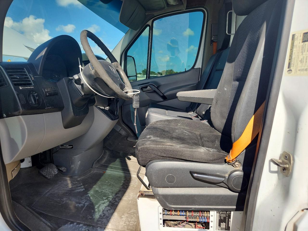 Mercedes-Benz Sprinter 2500